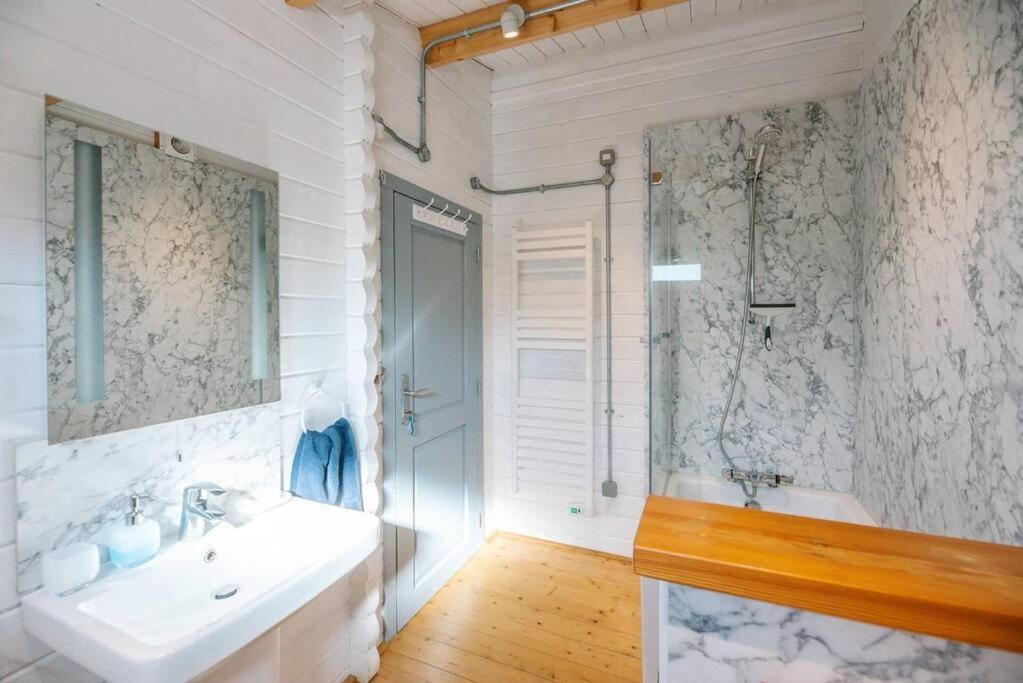 The Cabin, Parham Woodbridge Eksteriør bilde