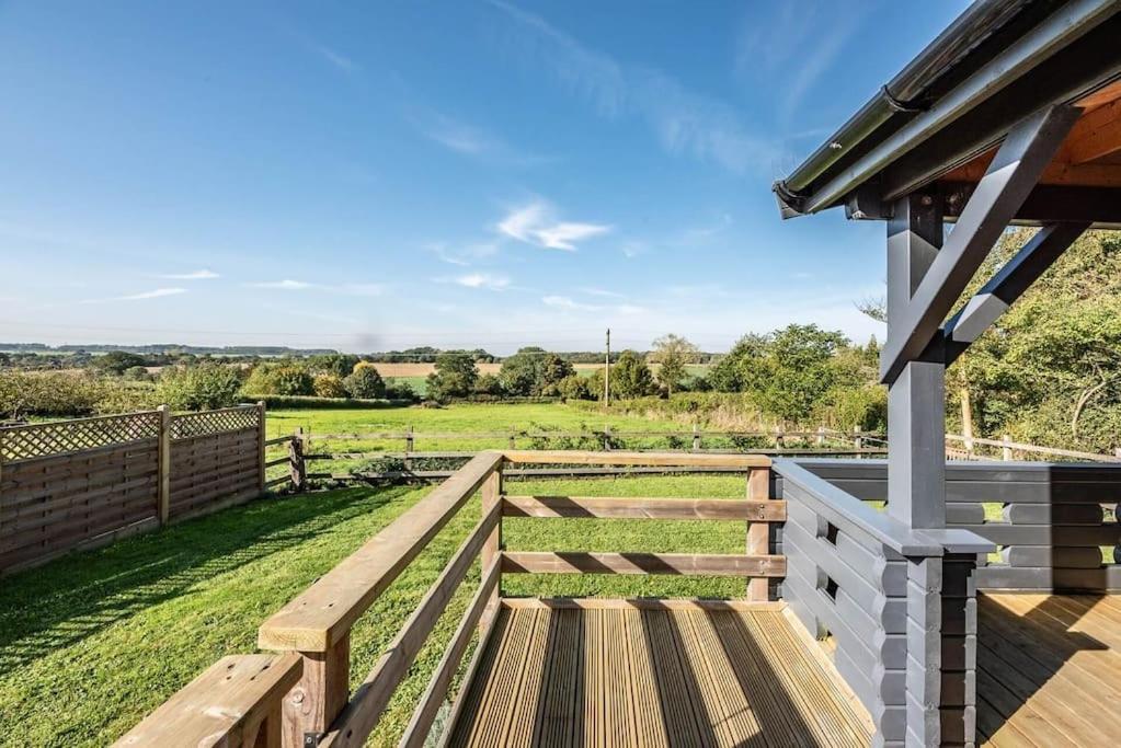 The Cabin, Parham Woodbridge Eksteriør bilde