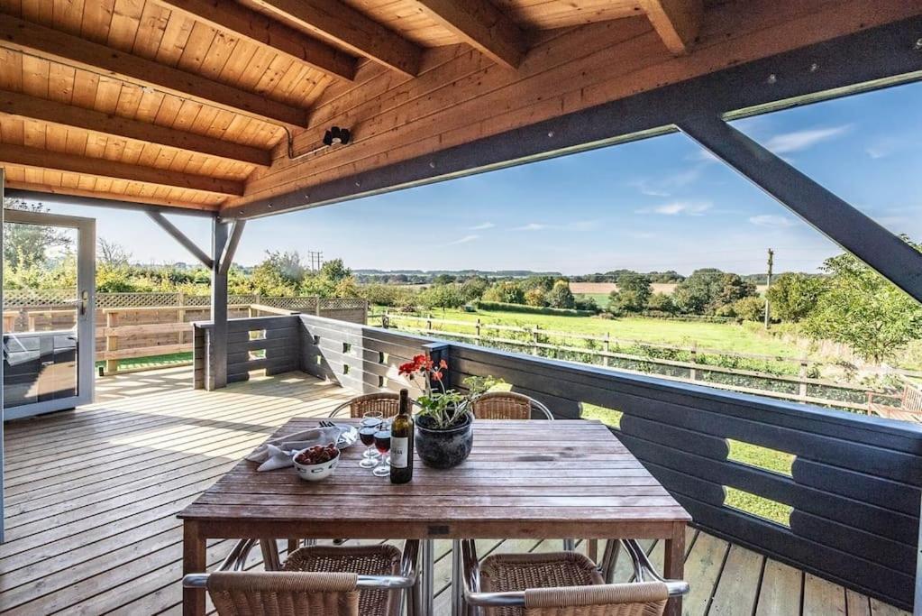 The Cabin, Parham Woodbridge Eksteriør bilde